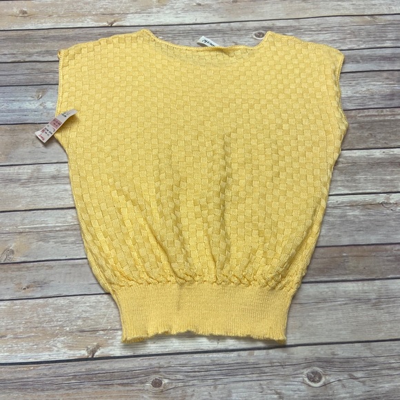 Vintage Plymouth Sleeveless Top, Size M NWT - Picture 6 of 11